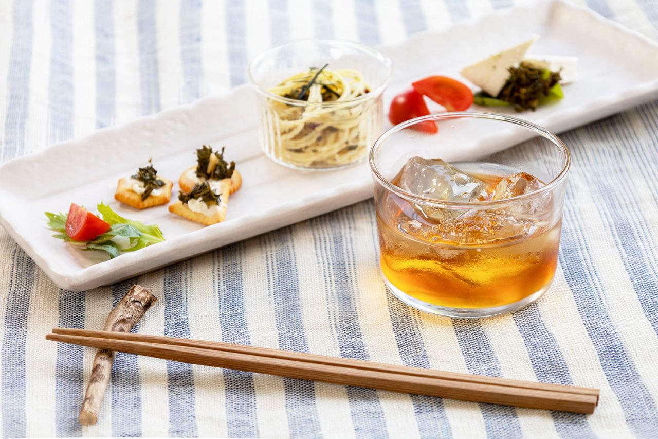 お茶×梅酒 お酒のあてにおススメ。「ラペソー」風お茶のお漬物を使った料理