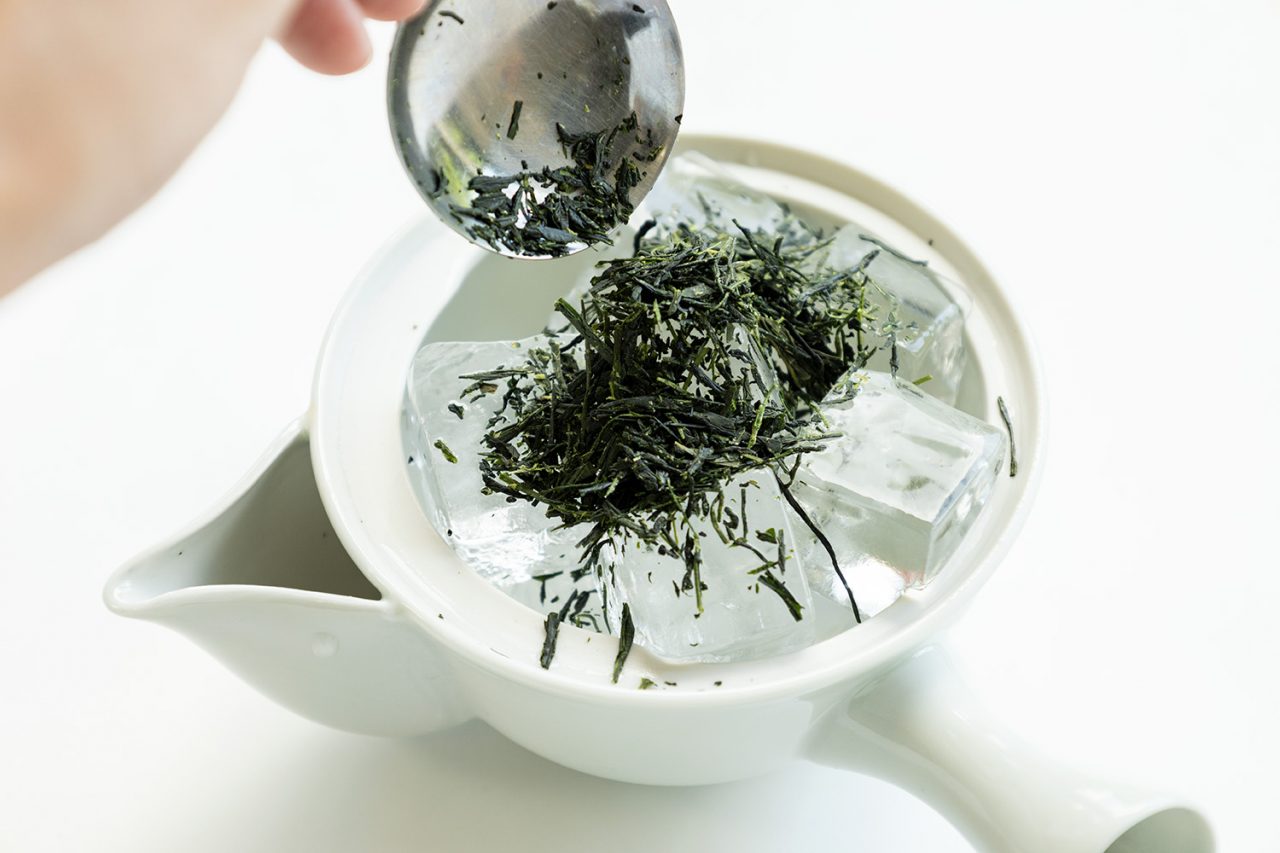 冷たいお茶を楽しんでいただけるいろいろな淹れ方 熱湯氷出し茶
